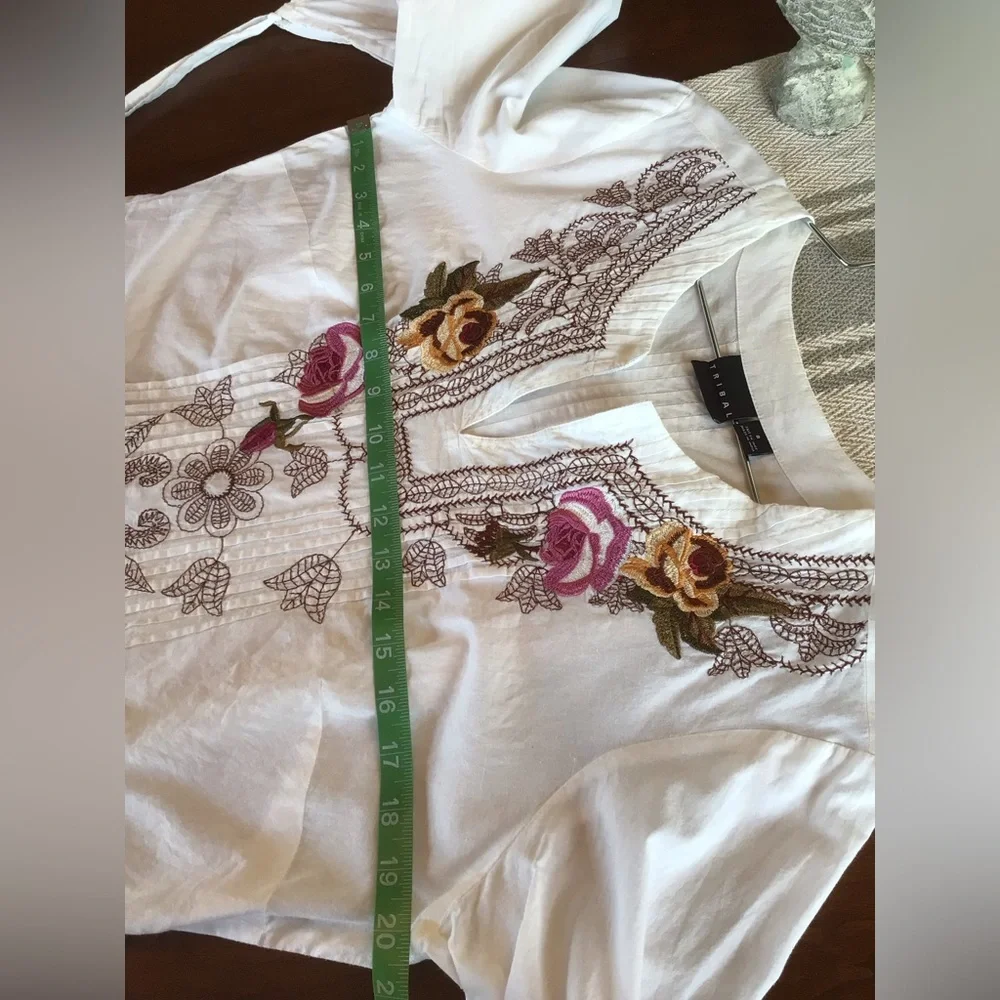 Tribal cotton embroidered tunic blouse - Picture 3 of 7